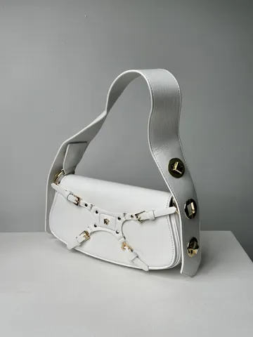 Manc Lilith White